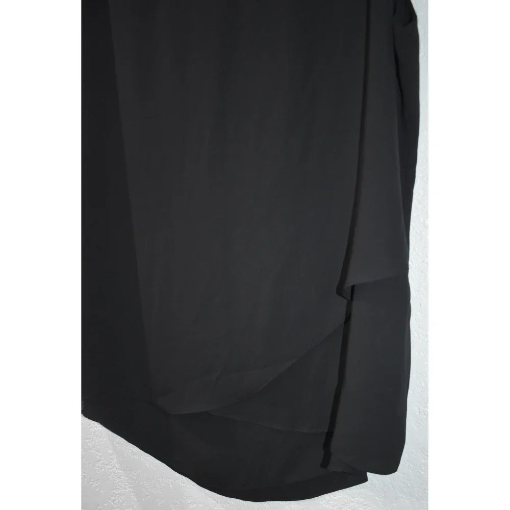 Chicos 2/Large Sleeveless Top Tulip Layered Black Blouse Back Exposed Zipper
